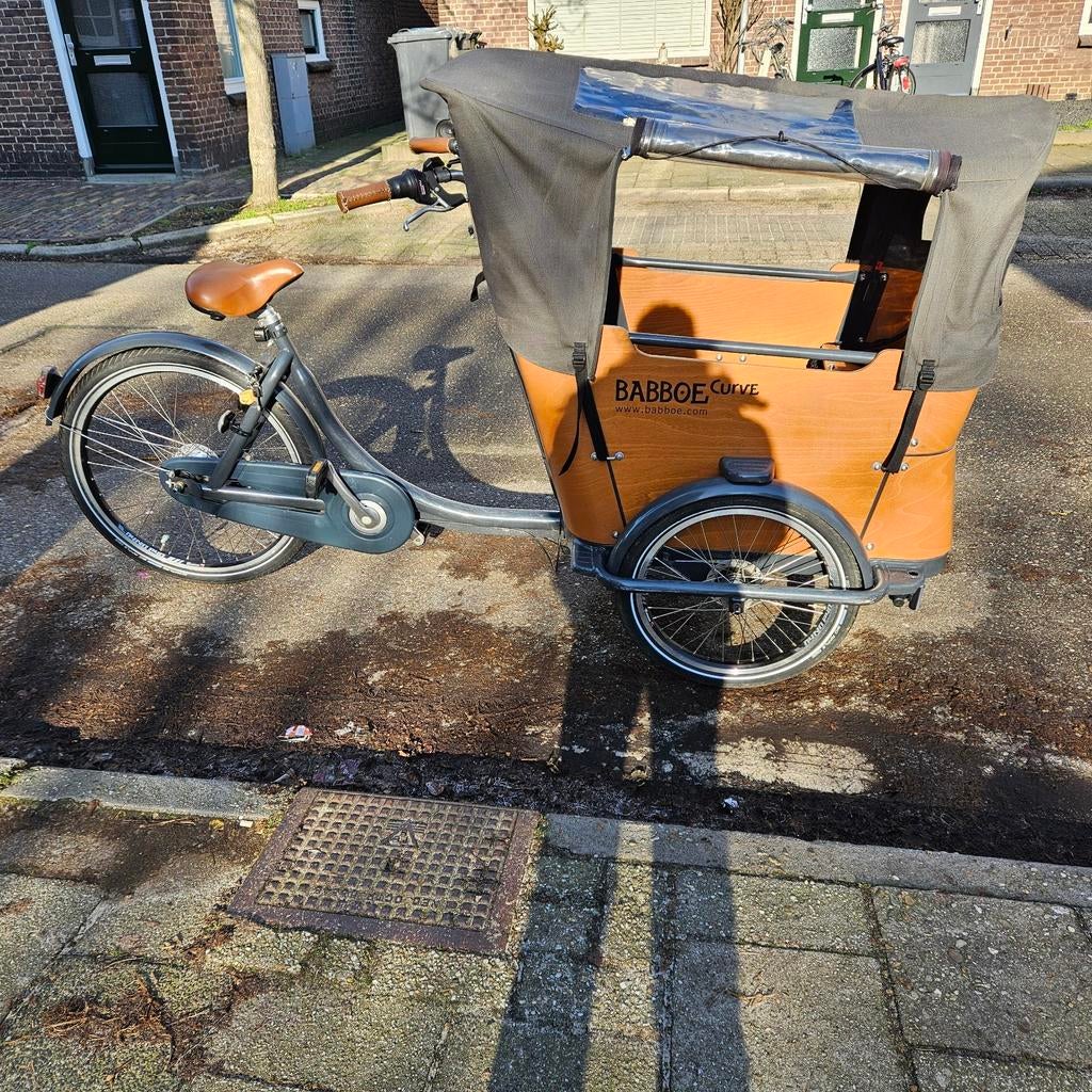 Bakfiets Babboe Curve met huif - 7 versnellingen, Fietsen en Brommers, Fietsen | Bakfietsen, 4 kinderen of meer, Huif, Zo goed als nieuw