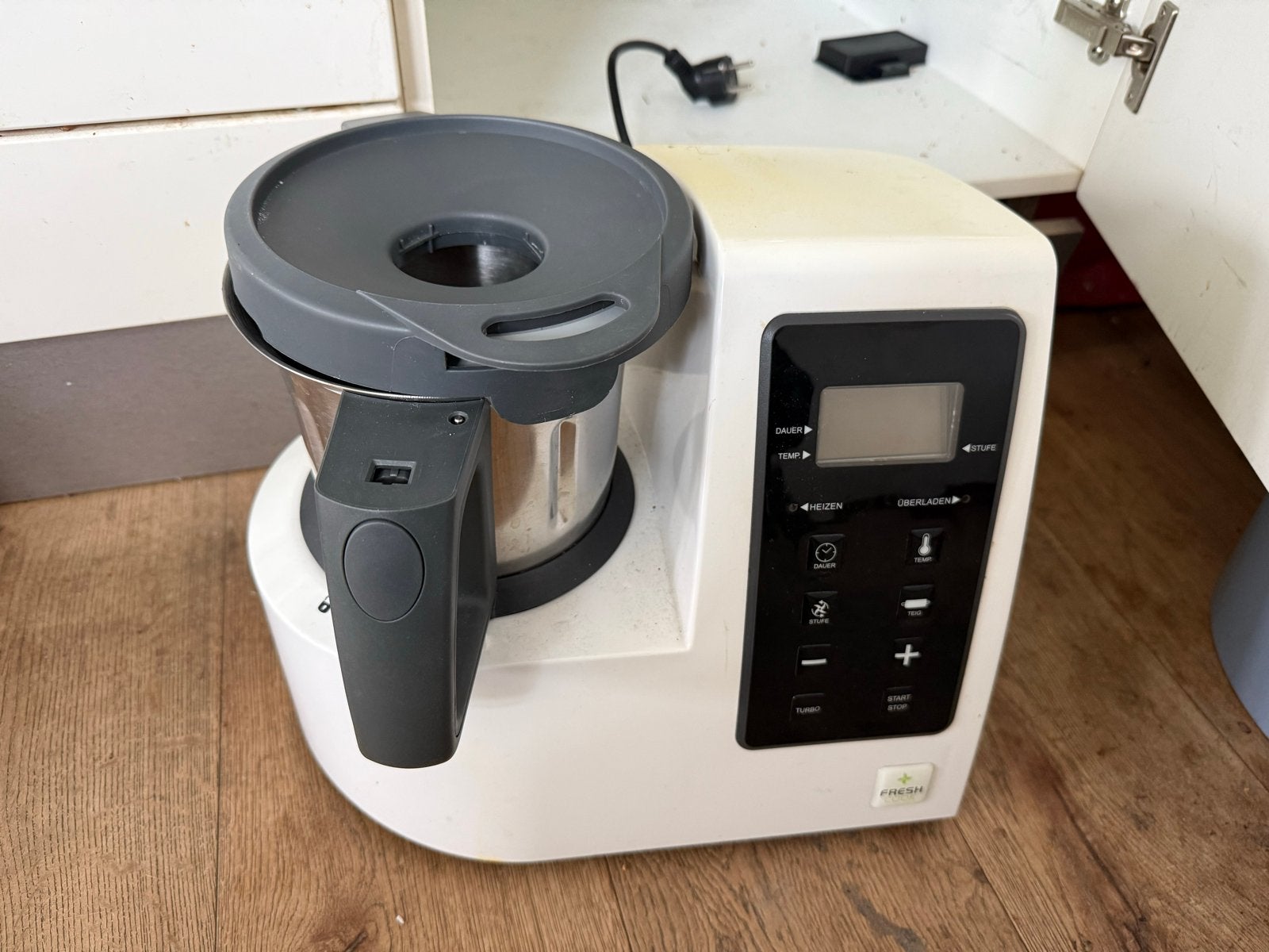 Keukenmachine met kookfunctie, Ophalen, 3 snelheden of meer, Zo goed als nieuw, 2 tot 3 liter