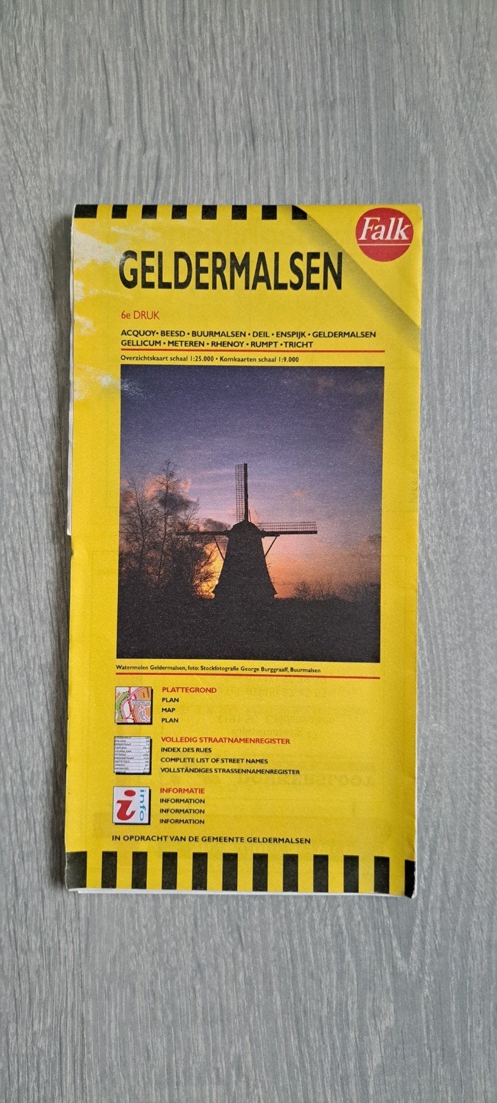 Falk Geldermalsen 6e druk - Plattegrond en stratenregister, Ophalen of Verzenden