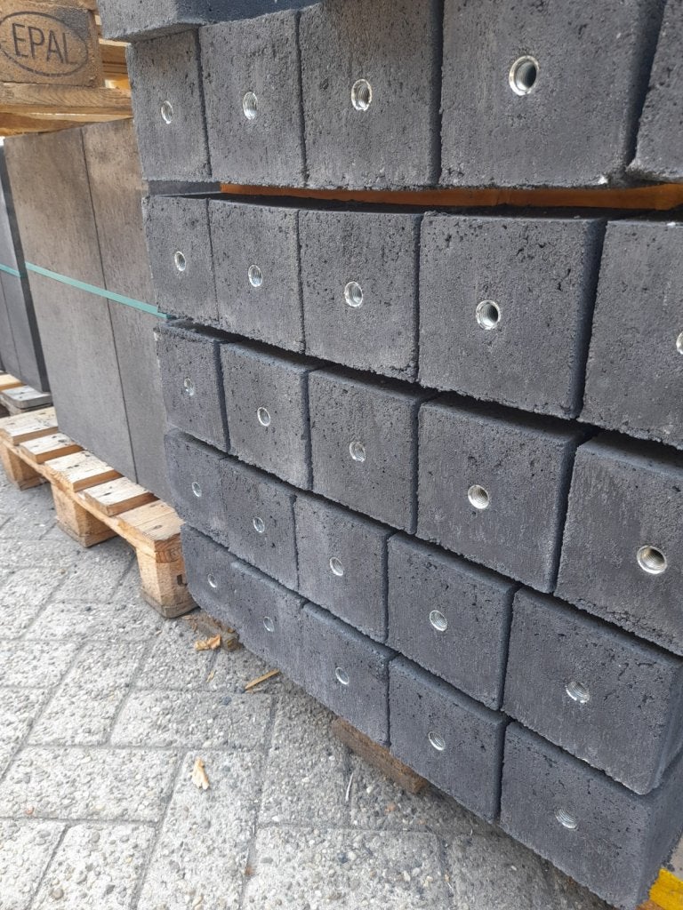 Betonpoer zwart / antraciet met stelplaat (*), Tuin en Terras, Niet ingevuld, Nieuw, Niet ingevuld, Niet ingevuld