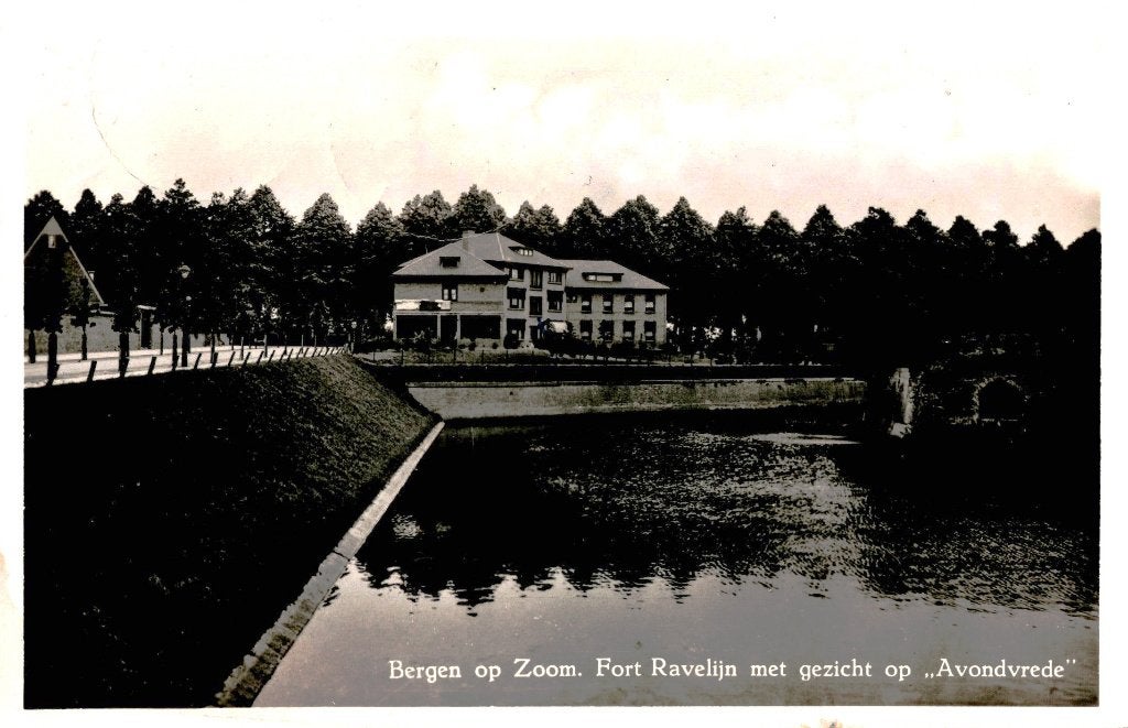 Bergen op Zoom Fort Ravelijn met "Avondvrede", gelopen 1960, Verzenden, 1940 tot 1960, Noord-Brabant