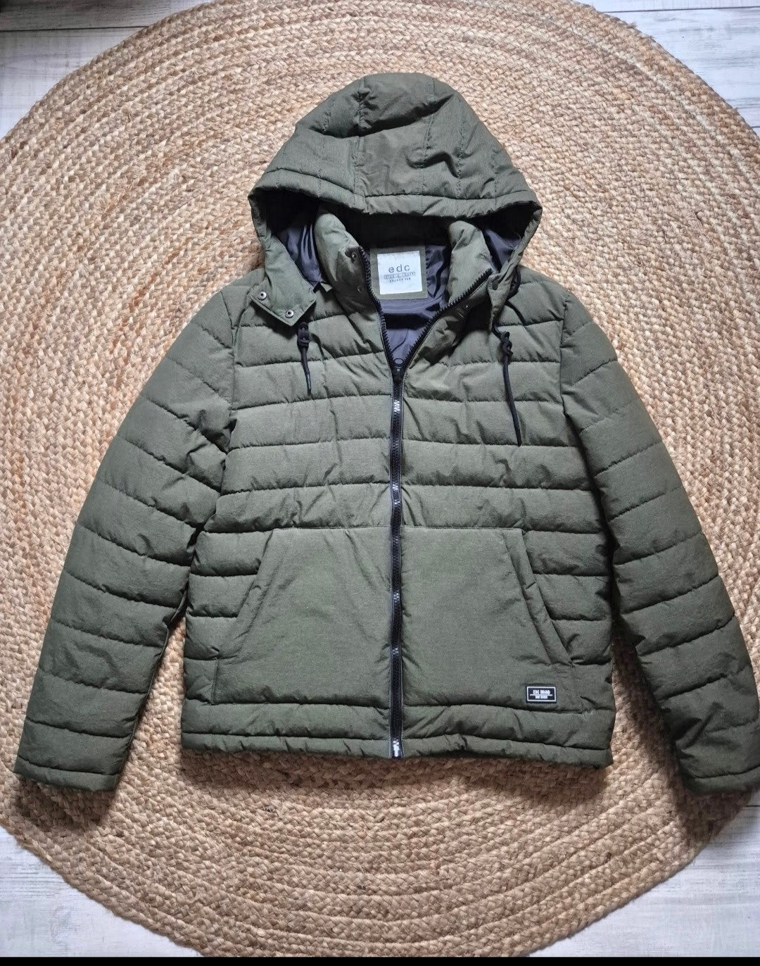 Nieuwe jas EDC by Esprit legergroen, capuchon maat XL, Ophalen of Verzenden, Nieuw, Maat 56/58 (XL), Groen