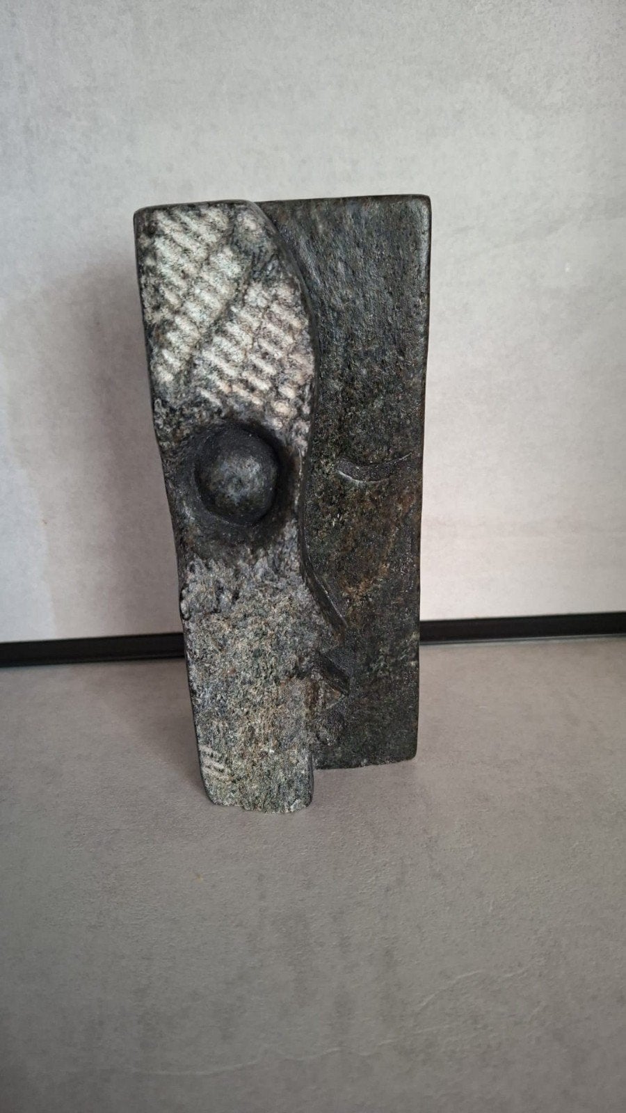 Abstract stenen sculptuur - gezicht, Antiek en Kunst, Kunst | Beelden en Houtsnijwerken, Ophalen of Verzenden