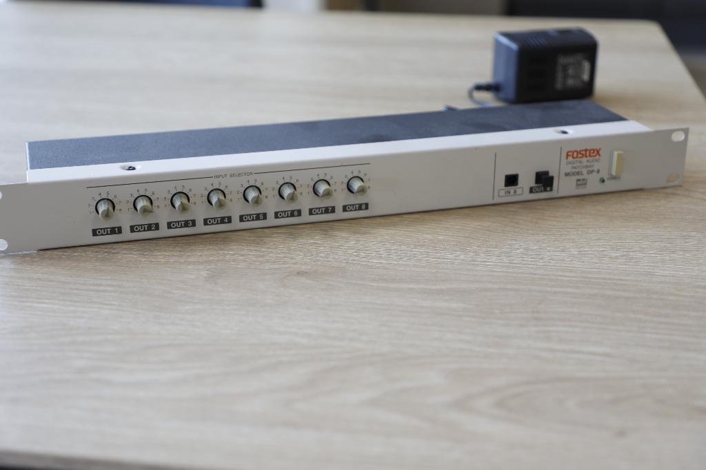 Fostex Digital audio patchbay DP-8, Ophalen of Verzenden, Gebruikt, Audio