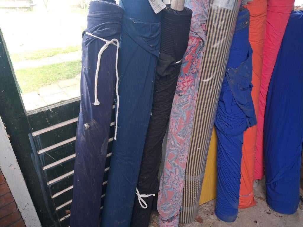 (Zwem) kledingstof op rol, Ophalen of Verzenden, Zo goed als nieuw, Maat 46/48 (XL) of groter
