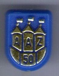 AAZ goud op blauw plastic ziekenfonds speldje ( W_052), Verzamelen, Verzenden, Zo goed als nieuw, Merk, Speldje of Pin