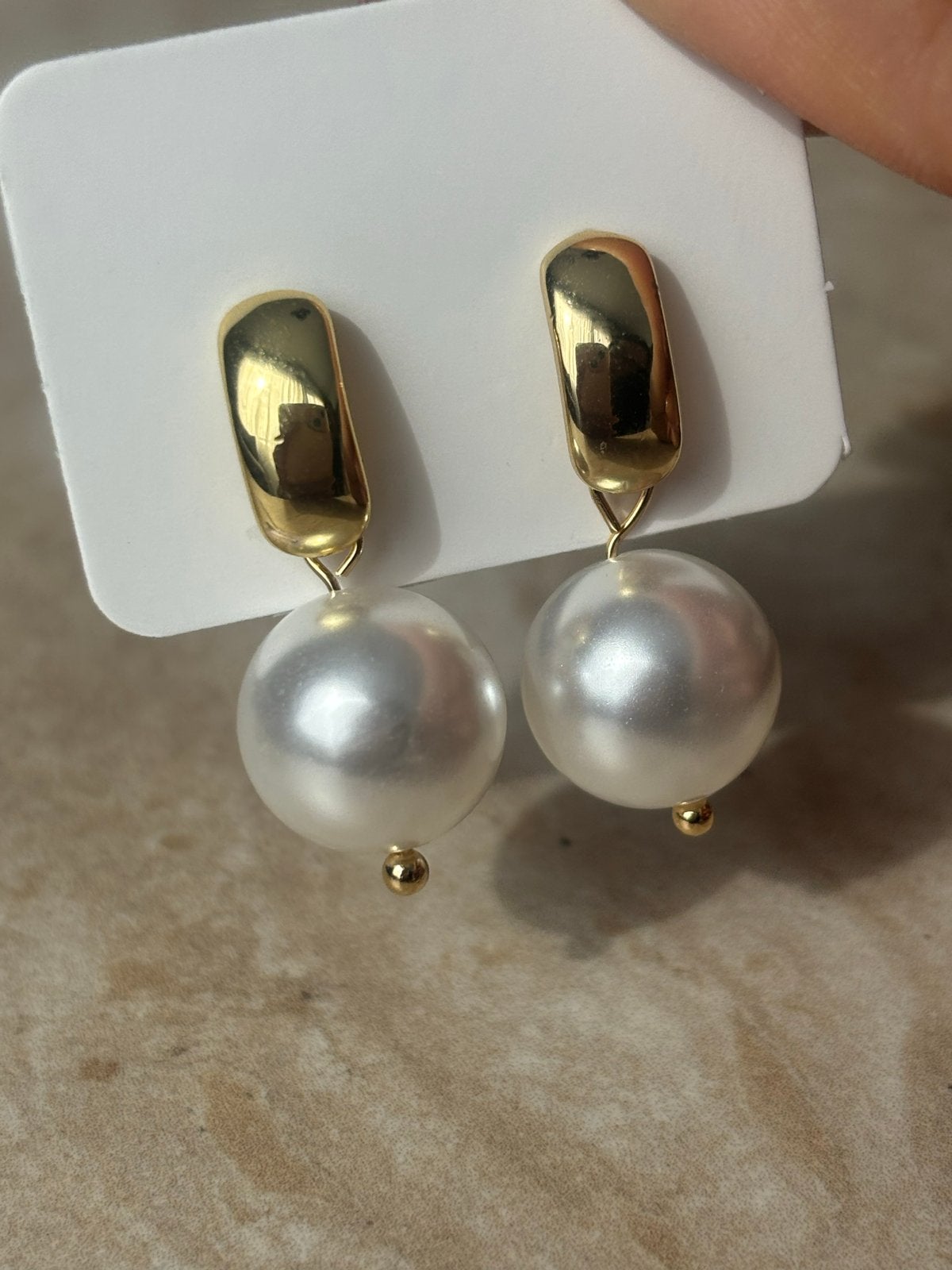 Elegante Goudkleurige Oorbellen met Parel, Overige materialen, Verzenden, Nieuw, Knopjes of Stekers