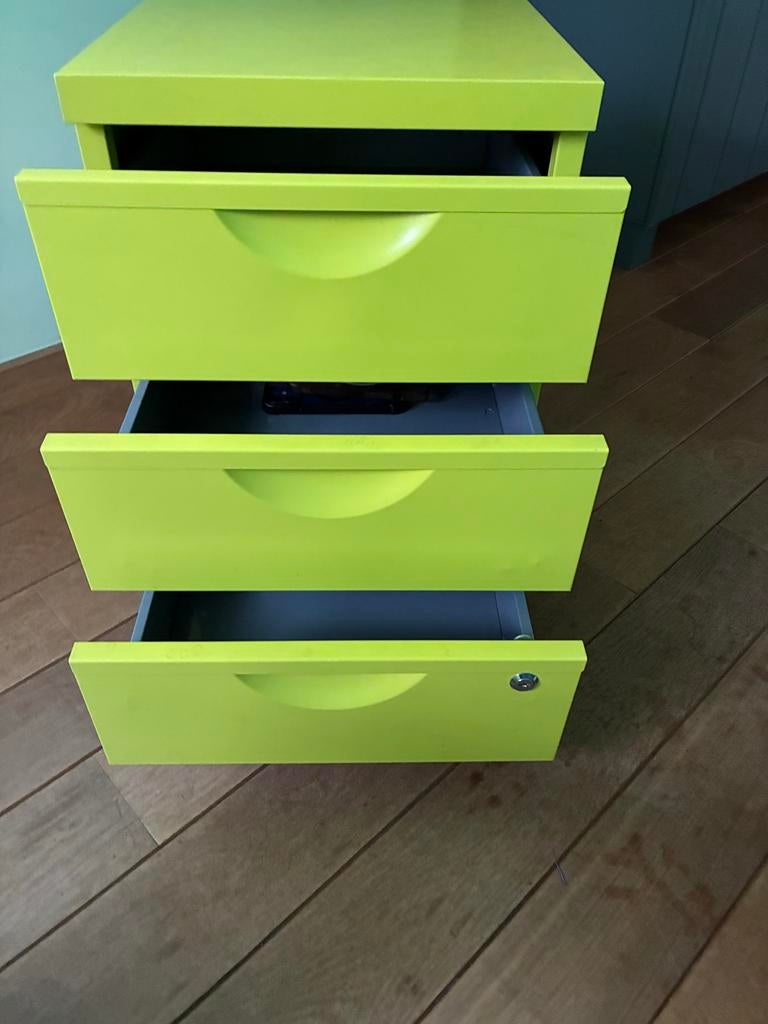 Metalen ladeblok/kastje groen op wieltjes, Ophalen, Minder dan 50 cm, Gebruikt, 3 of 4 laden