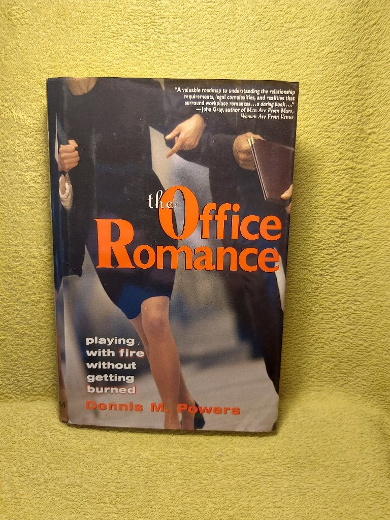 The Office Romance - Dennis Powers., Boeken, Esoterie en Spiritualiteit, Zo goed als nieuw, Achtergrond en Informatie, Overige onderwerpen