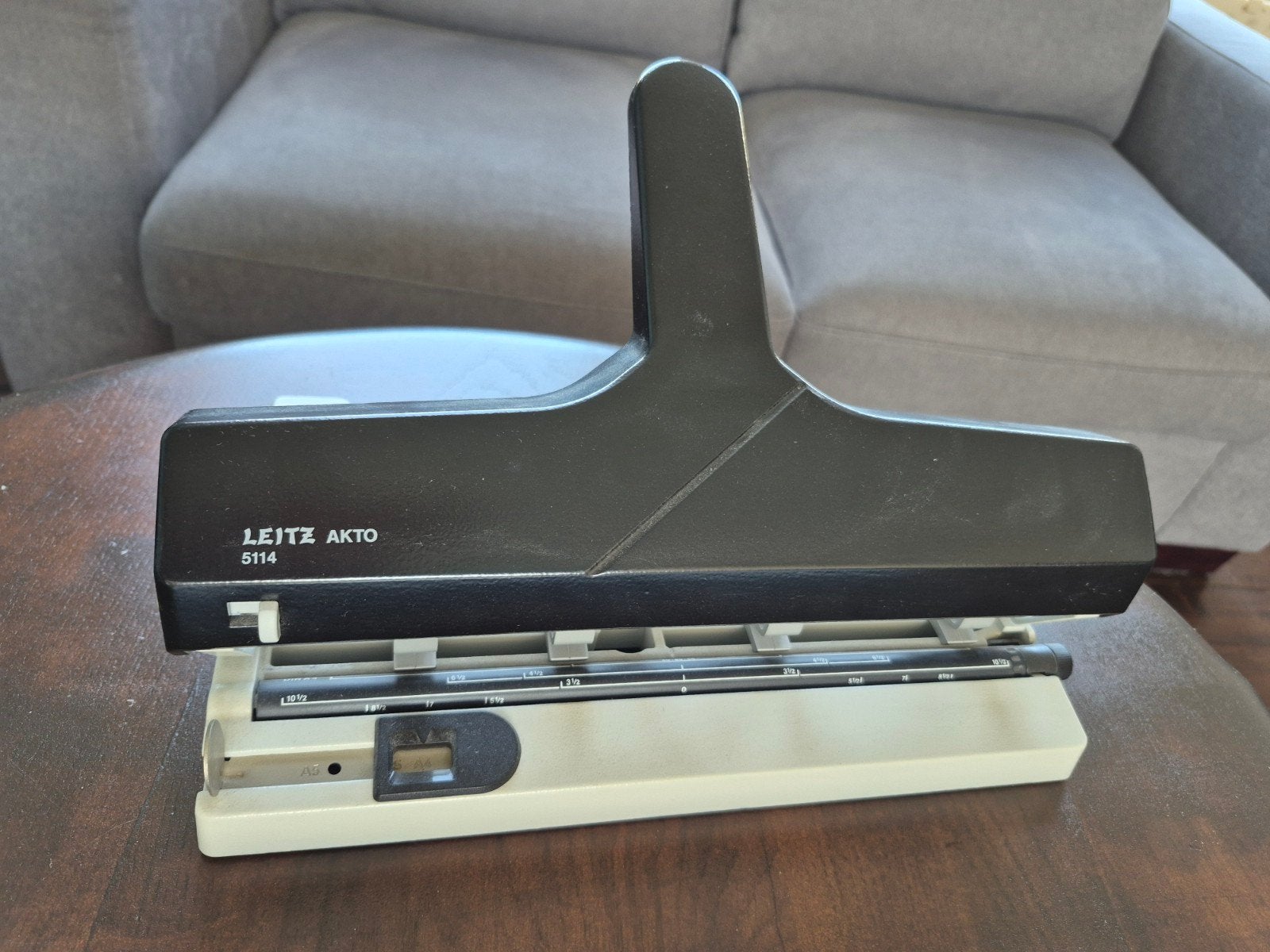 Perforator Leitz A4, Ophalen of Verzenden
