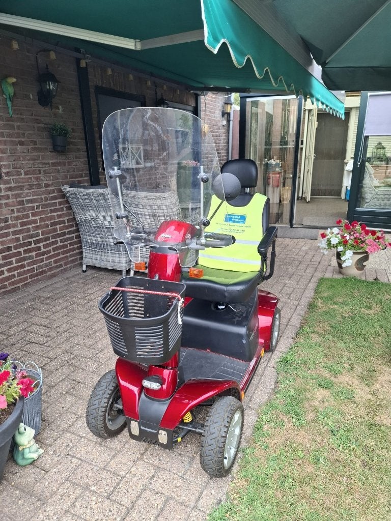 Keurig onderhouden Pride scootmobiel (4-wielen), Ophalen, Gebruikt, Pride