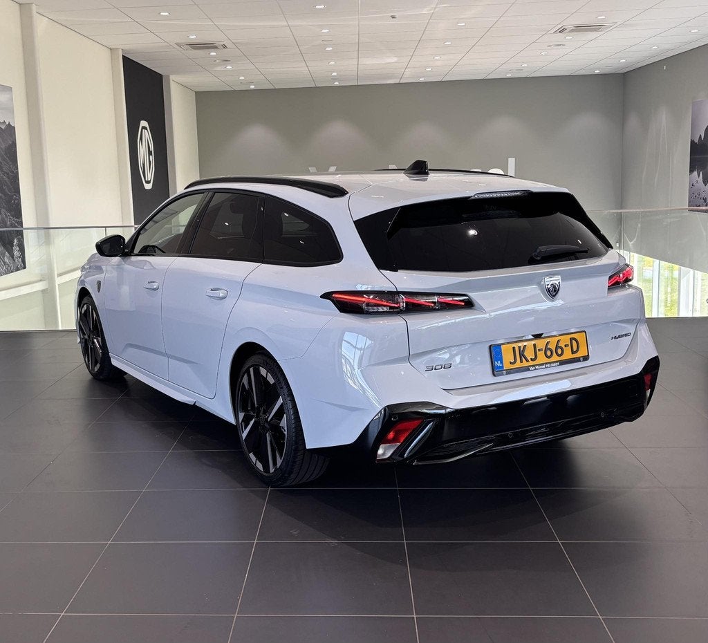 Peugeot 308 SW 1.2 Hybrid 145 e-DCS6 GT | Nieuw model! | Nu, Auto's, 1402 kg, Euro 6, Wit, Origineel Nederlands