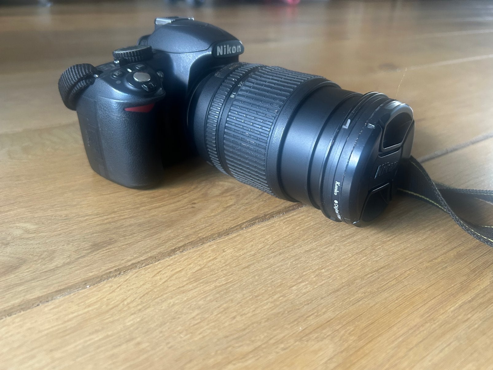 NIKON D3100 spiegelreflex + 18 - 105 mm lens, Audio, Tv en Foto, Fotografie | Lenzen en Objectieven, Ophalen of Verzenden, Zo goed als nieuw