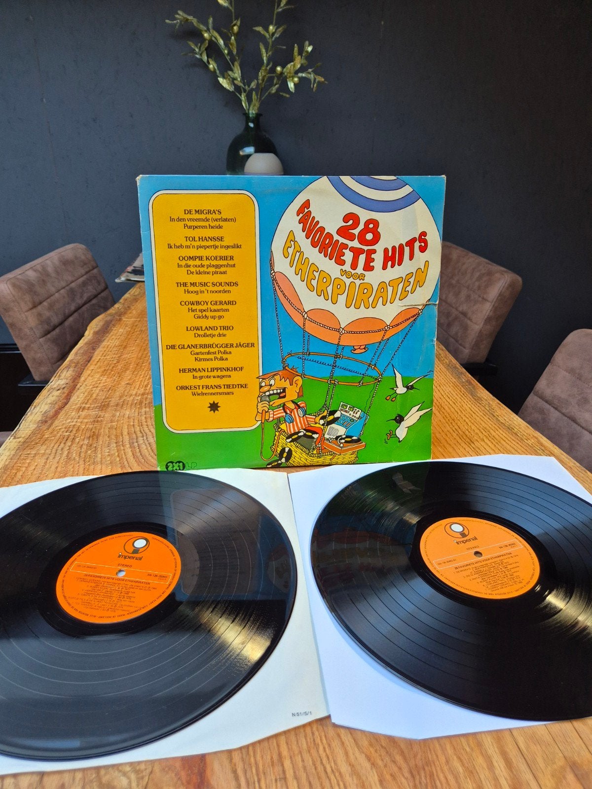28 Favoriete Hits voor Etherpiraten Dubbel LP Vinyl, Gebruikt, Complilatie, Ophalen of Verzenden, Levenslied of Smartlap