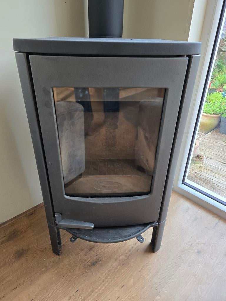 Zeer nette dovre houtkachel. Topmerk. 7 kw, Ophalen of Verzenden