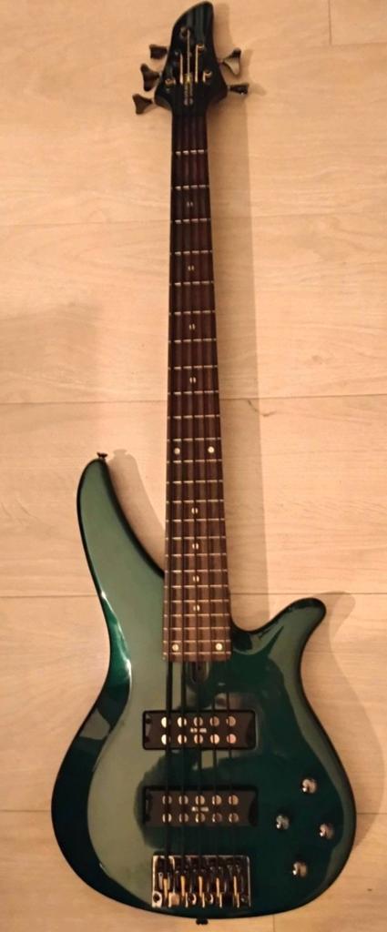 5-snarige actieve Yamaha RBX basgitaar - Zo goed als nieuw, Muziek en Instrumenten, Snaarinstrumenten | Gitaren | Bas, Ophalen of Verzenden