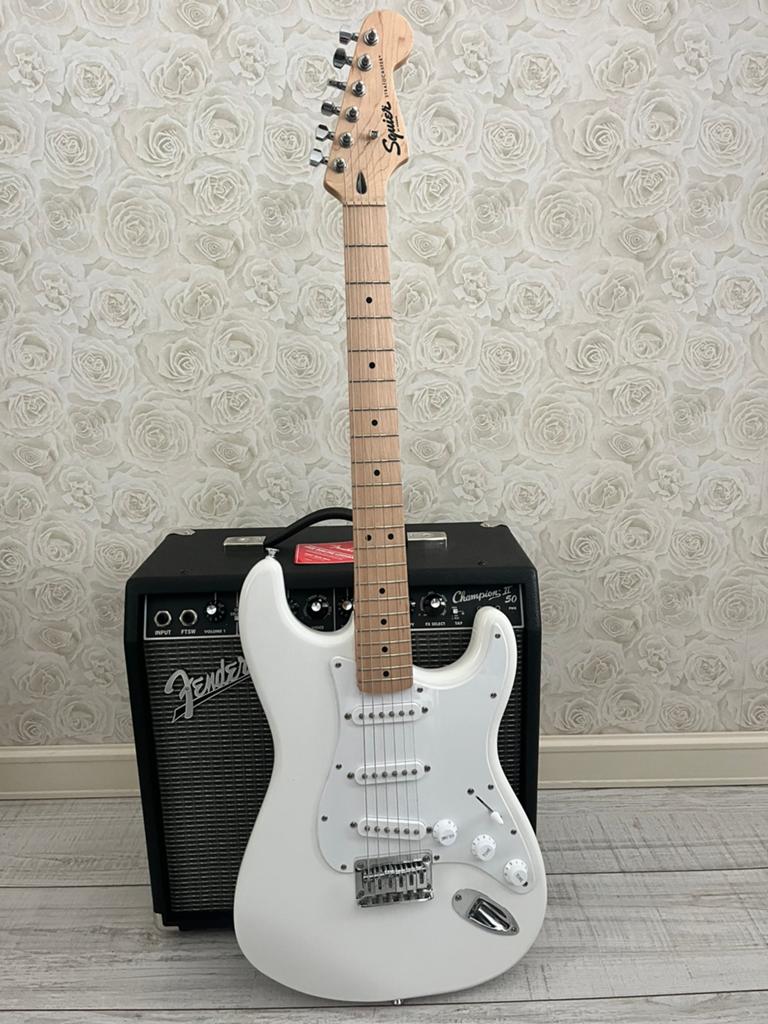 Fender starters set, Muziek en Instrumenten, Ophalen, Zo goed als nieuw, Solid body, Fender