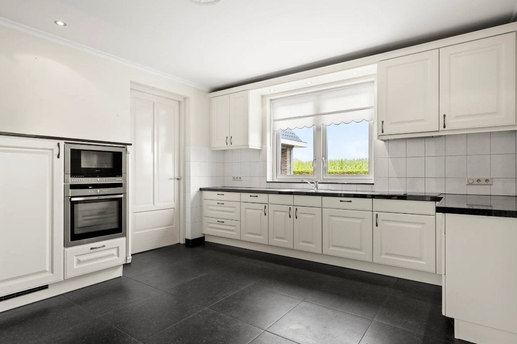 Complete keuken met NEFF inbouwapparatuur, Ophalen, Gebruikt, Hoekkeuken, Graniet of Steen