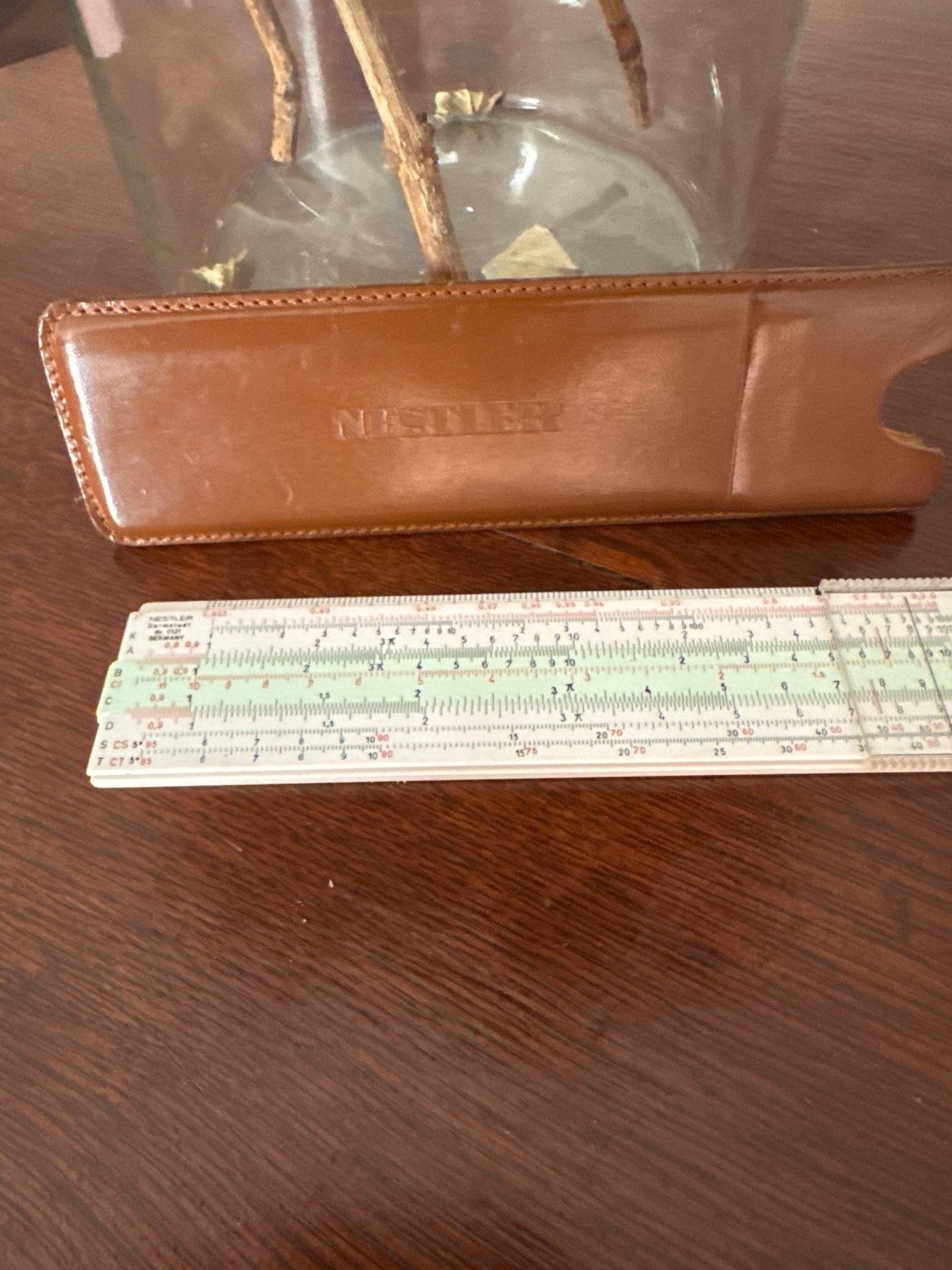 Vintage Nestler rekenliniaal met leren etui, Ophalen of Verzenden