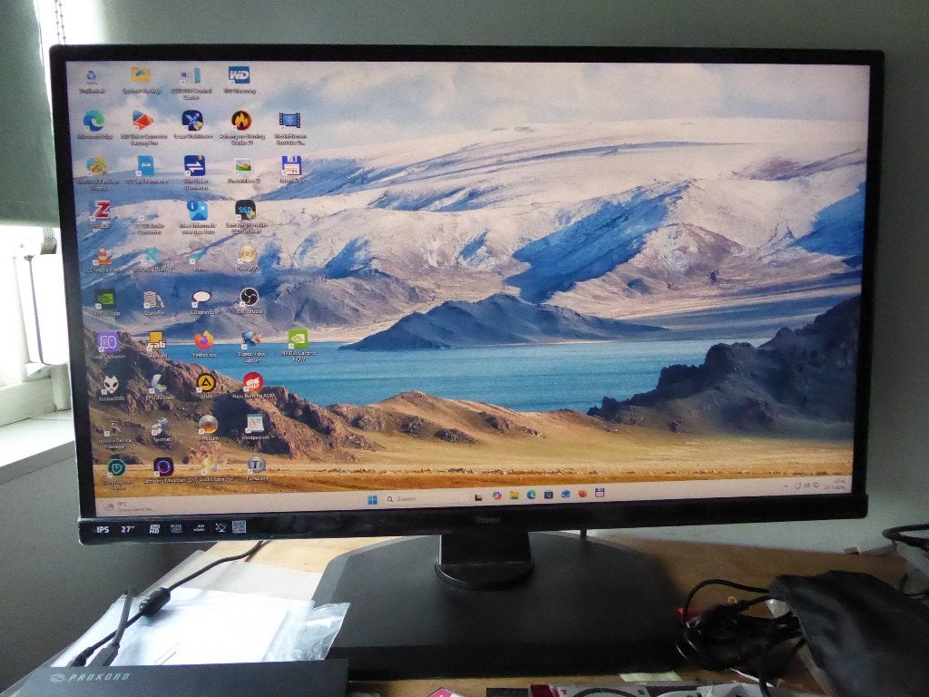 27 inch monitor iiyama, In hoogte verstelbaar, Full HD, 60 Hz of minder, Ophalen