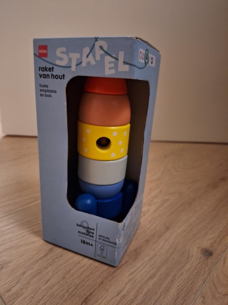 Houten stapel raket van Hema - Nieuwstaat, Ophalen, Zo goed als nieuw