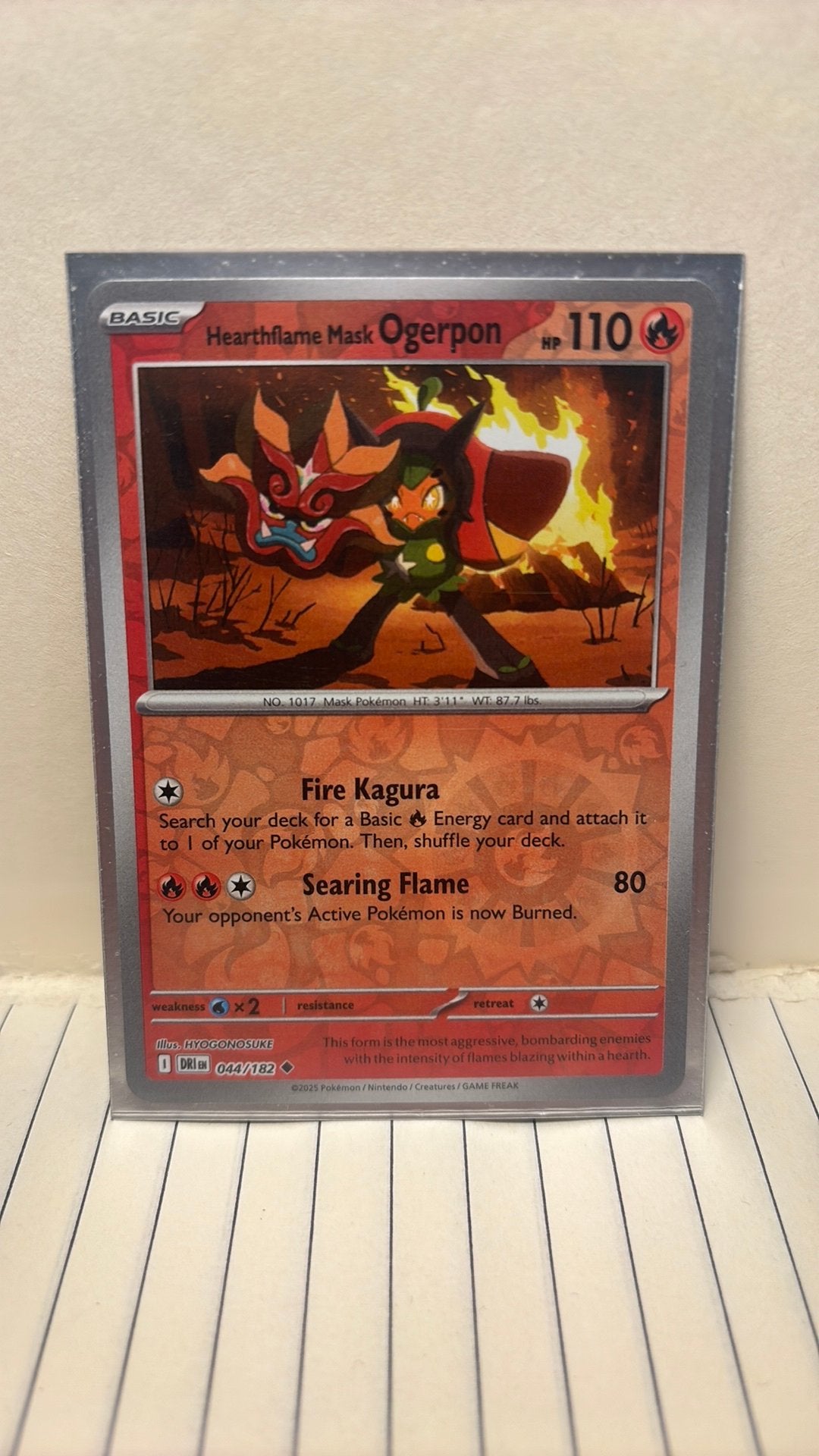Hearthflame Mask Ogerpon 044/182 paradox rift reverse holo, Ophalen of Verzenden, Zo goed als nieuw, Boosterbox