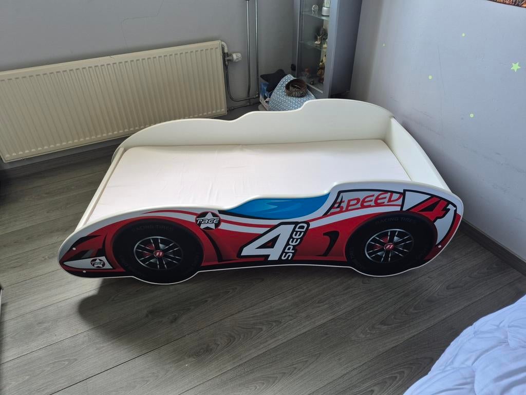 Auto peuterbed 70x140, Kinderen en Baby's, Kinderkamer | Bedden, Ophalen, 70 tot 85 cm, 140 tot 160 cm, Zo goed als nieuw