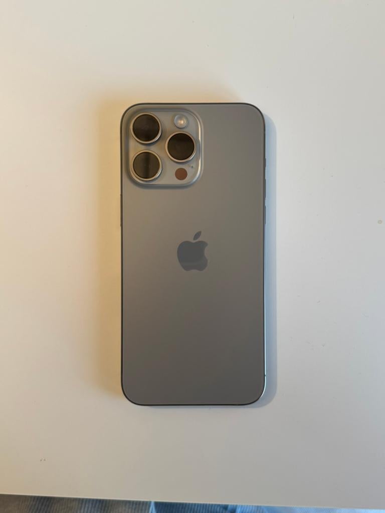 iphone 15 pro max 512GB zilver Esim, Telecommunicatie, Mobiele telefoons | Apple iPhone, 512 GB, IPhone 15 Pro Max, Ophalen of Verzenden
