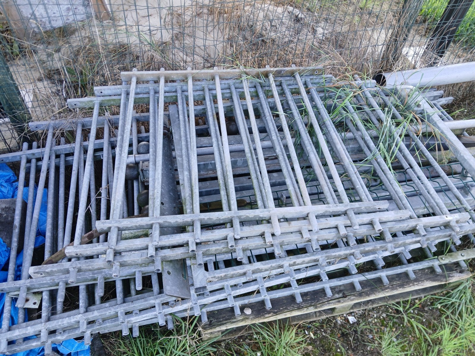 gegalvaniseerd hekwerk incl poorten, Ophalen, Met poort, Gebruikt, Spijlenhekwerk