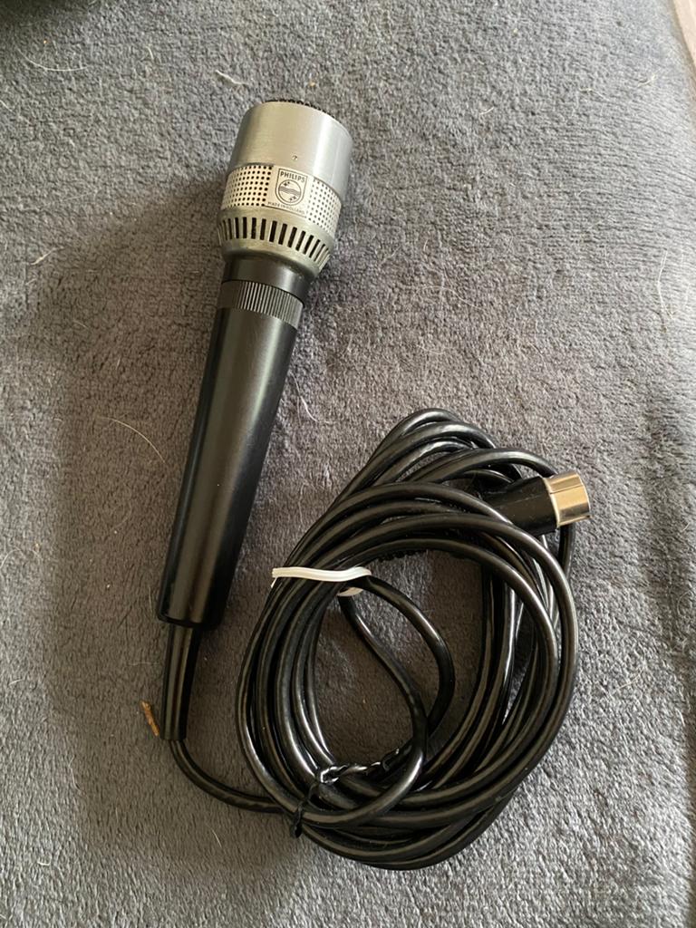 Oude Philips microfoon. Werking onbekend., Muziek en Instrumenten, Ophalen of Verzenden, Gebruikt, Zangmicrofoon