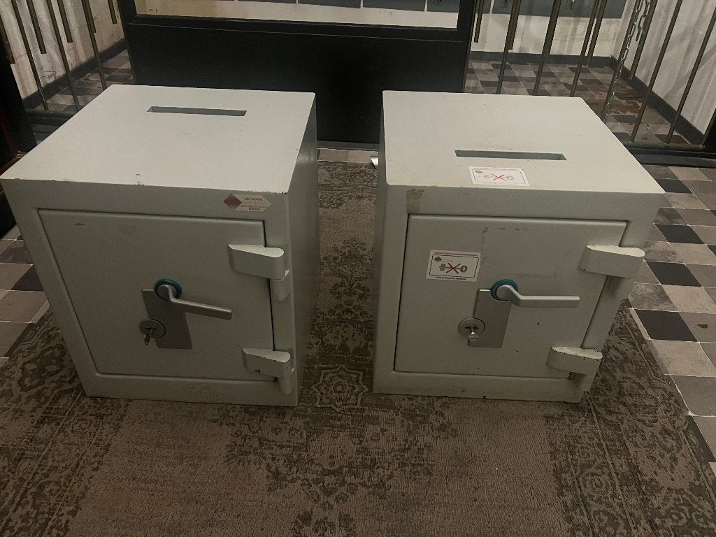 brandkast kluis 55x50x50 (2 stuks0, Ophalen, Zo goed als nieuw