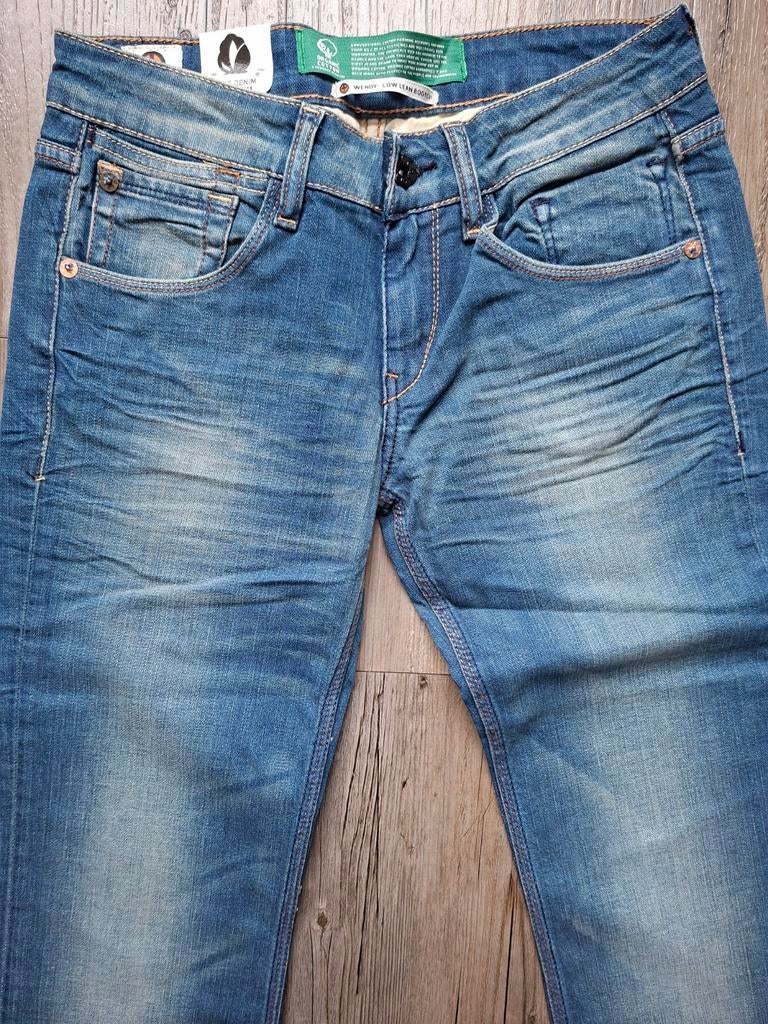 KUYICHI Wendy bootcut jeans W27 L34, Kleding | Dames, Spijkerbroeken en Jeans, Blauw, KUYICHI, Nieuw, Ophalen of Verzenden