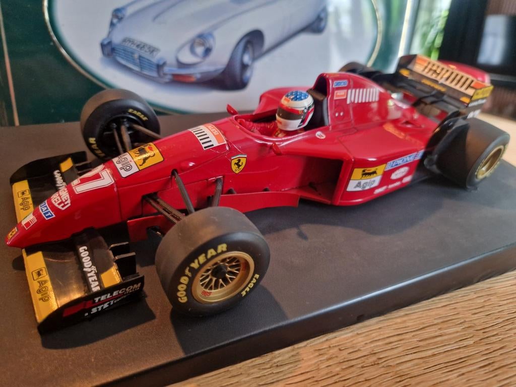 Paul's Model Art Ferrari 412 T2 Modelauto 1995, Ophalen of Verzenden, Zo goed als nieuw, Auto, MiniChamps