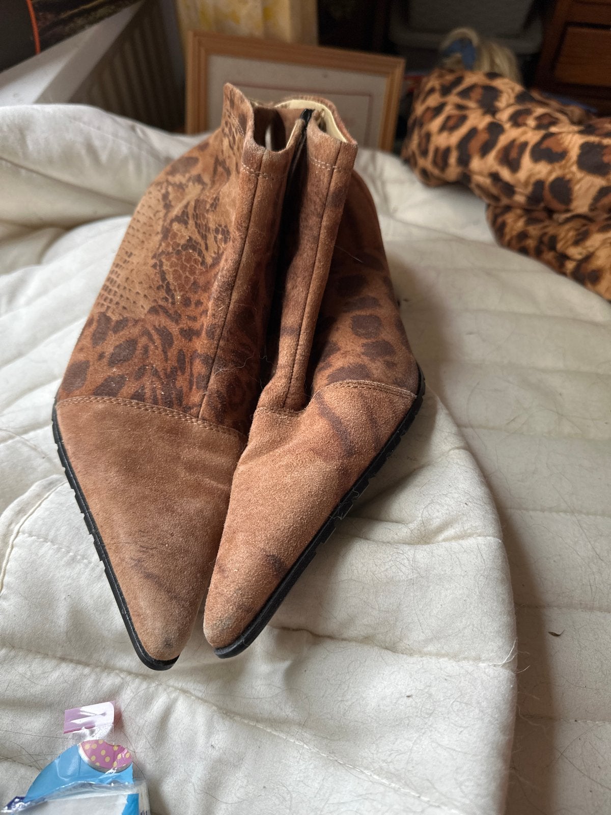 Peter Kaiser pumps zgan maat 39,5 - zacht suède, hak 7 cm, Ophalen, Zo goed als nieuw, Bruin, Pumps