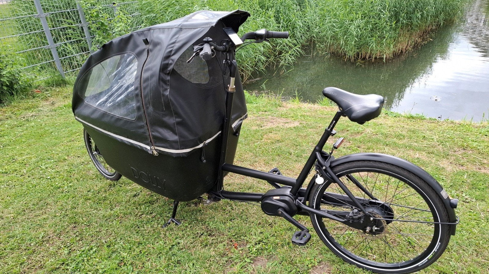 Originele Dolly elektrische bakfiets met bafang midden motor, Ophalen, Zo goed als nieuw, 4 kinderen of meer