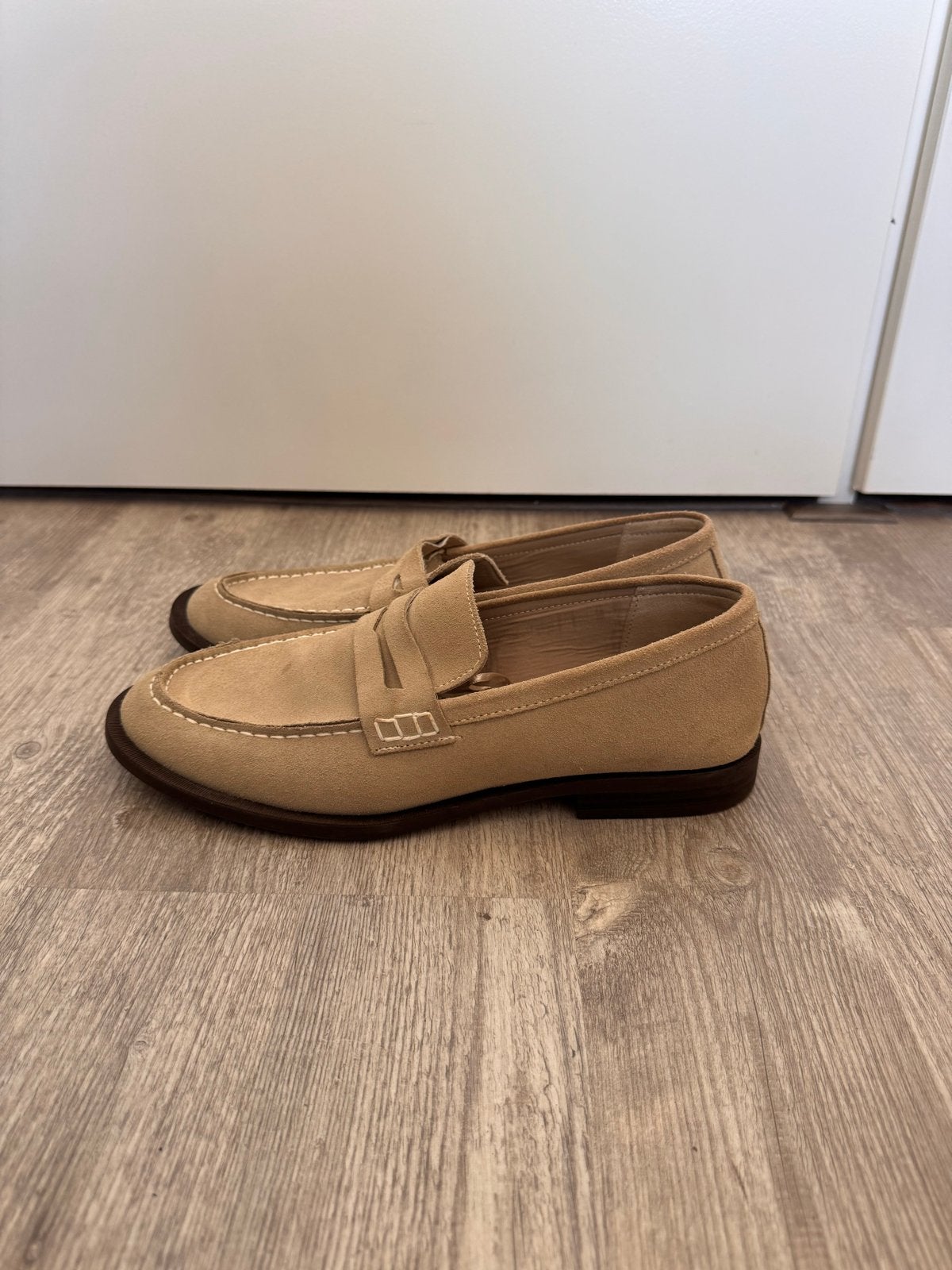 Zara leren loafers maat 39 - Zo goed als nieuw, Kleding | Dames, Ophalen of Verzenden, Zo goed als nieuw, Beige, Instappers