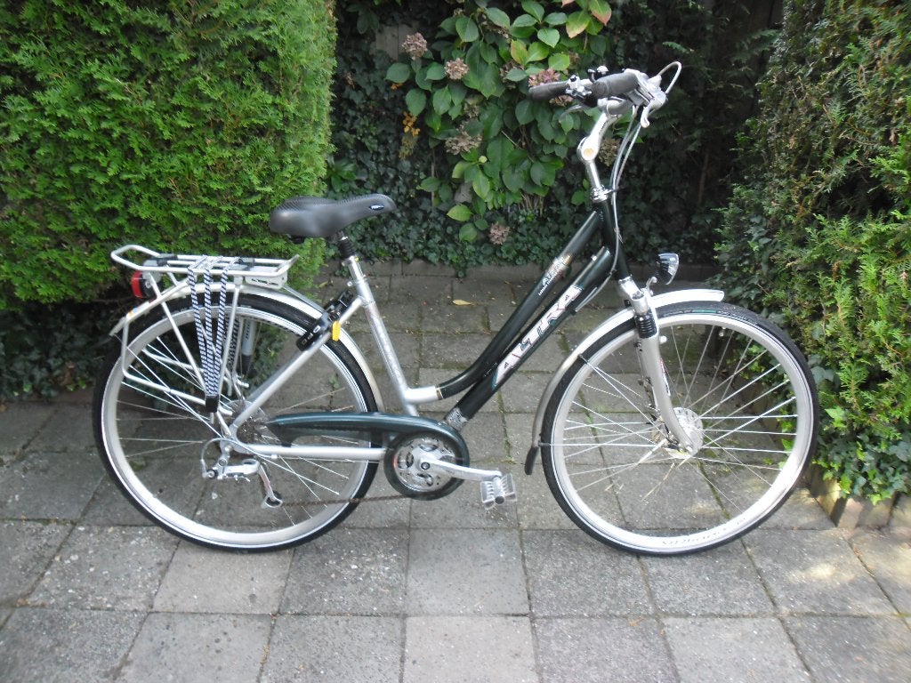 Te koop goede Altra Dames Sportfiets., 28 inch, 47 tot 50 cm, Zo goed als nieuw, Meer dan 20 versnellingen