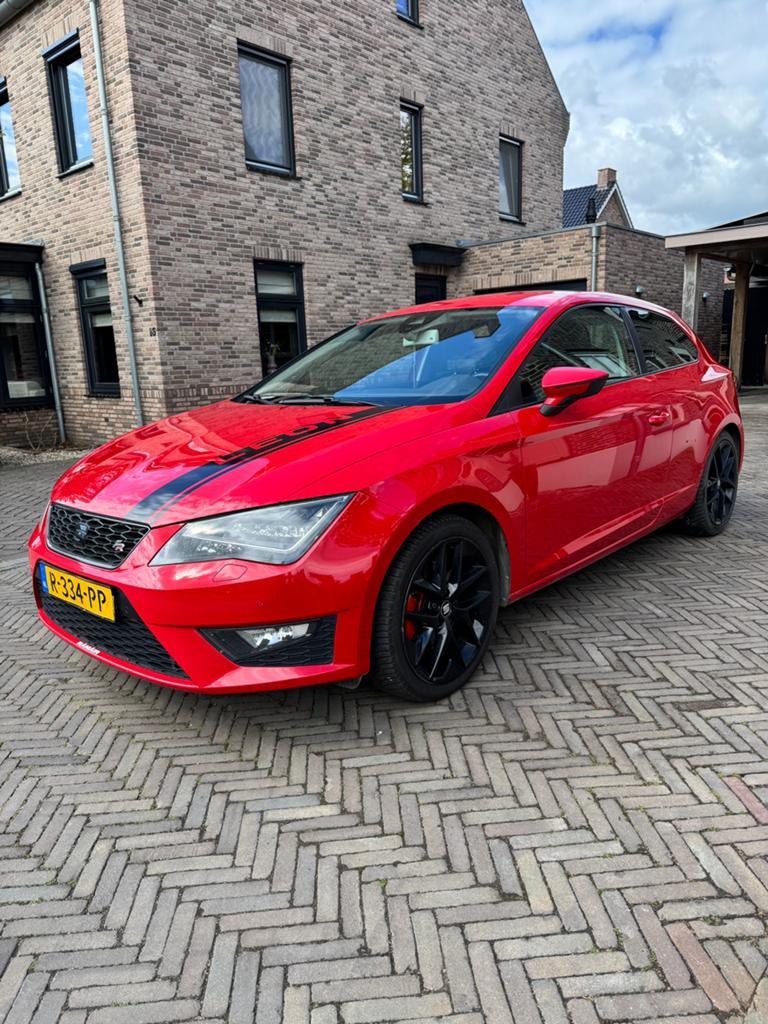 SUPER STOERE Seat Leon 1.8 TSI 180PK Dsg-7, Auto's, Zwart, 4 cilinders, Particulier, 57 €/maand