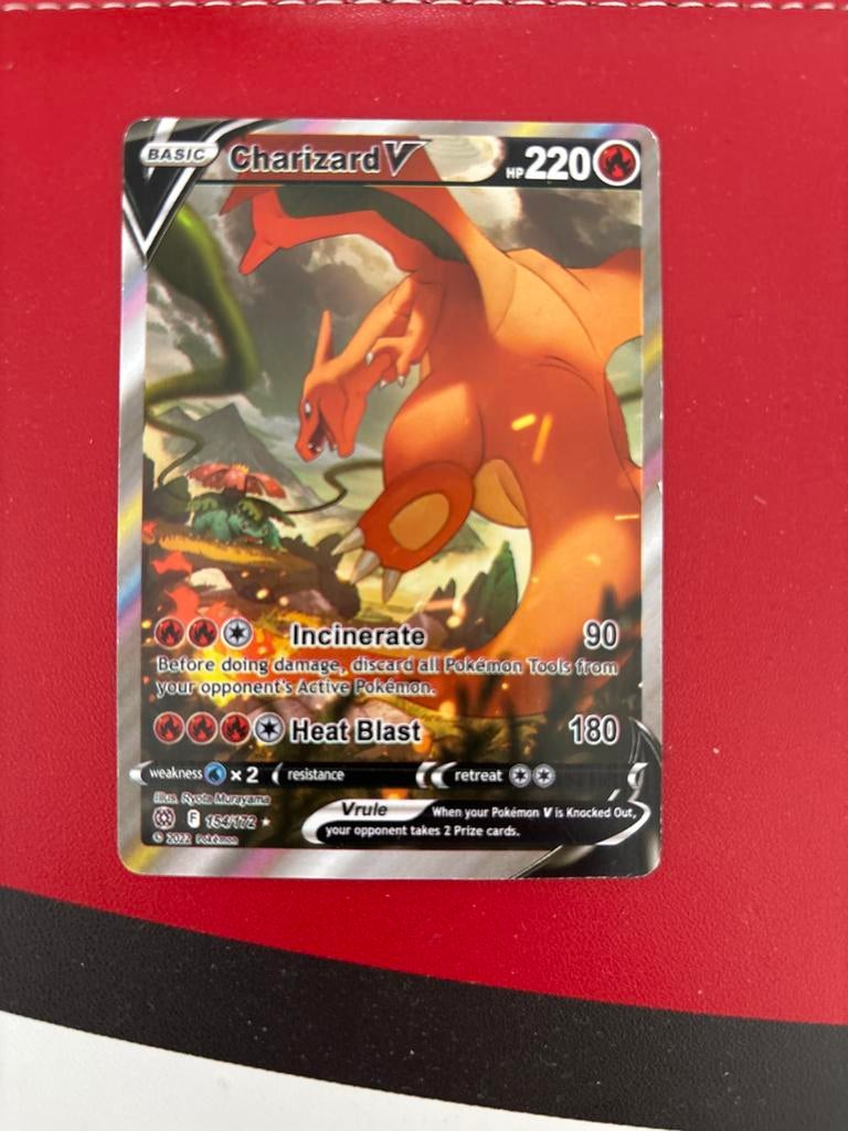 Charizard V 154/172 Pokémon Kaart - Brilliant Stars, Ophalen of Verzenden, Zo goed als nieuw, Losse kaart, Foil