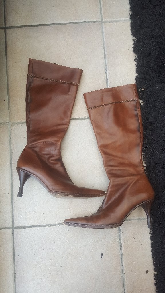 Zara - cognac bruine hoge leren laarzen maat 38, Kleding | Dames, Schoenen, Hoge laarzen, Bruin, Zara, Ophalen of Verzenden