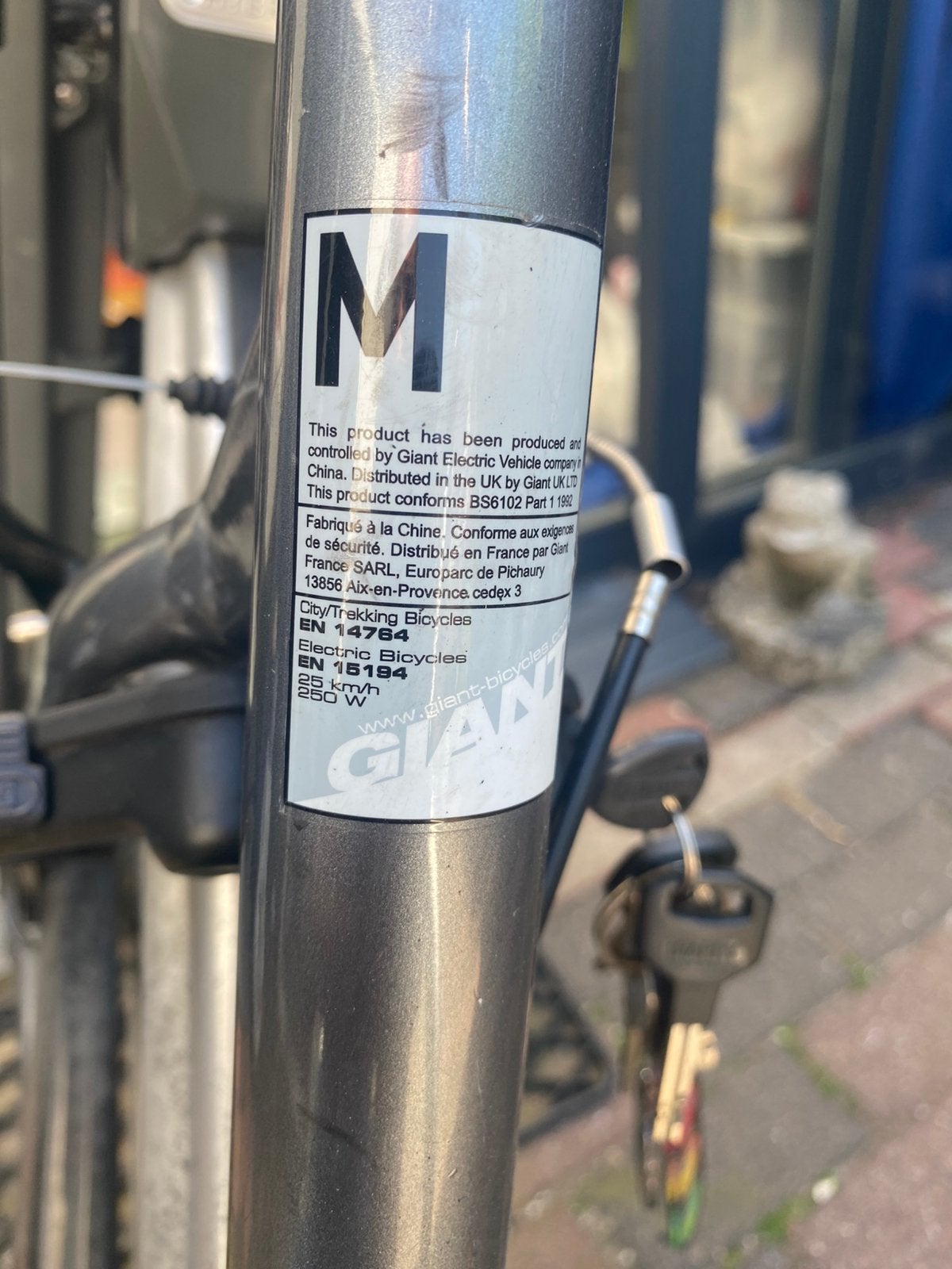 Weg is weg, Ophalen, Velgrem, Giant, Zo goed als nieuw