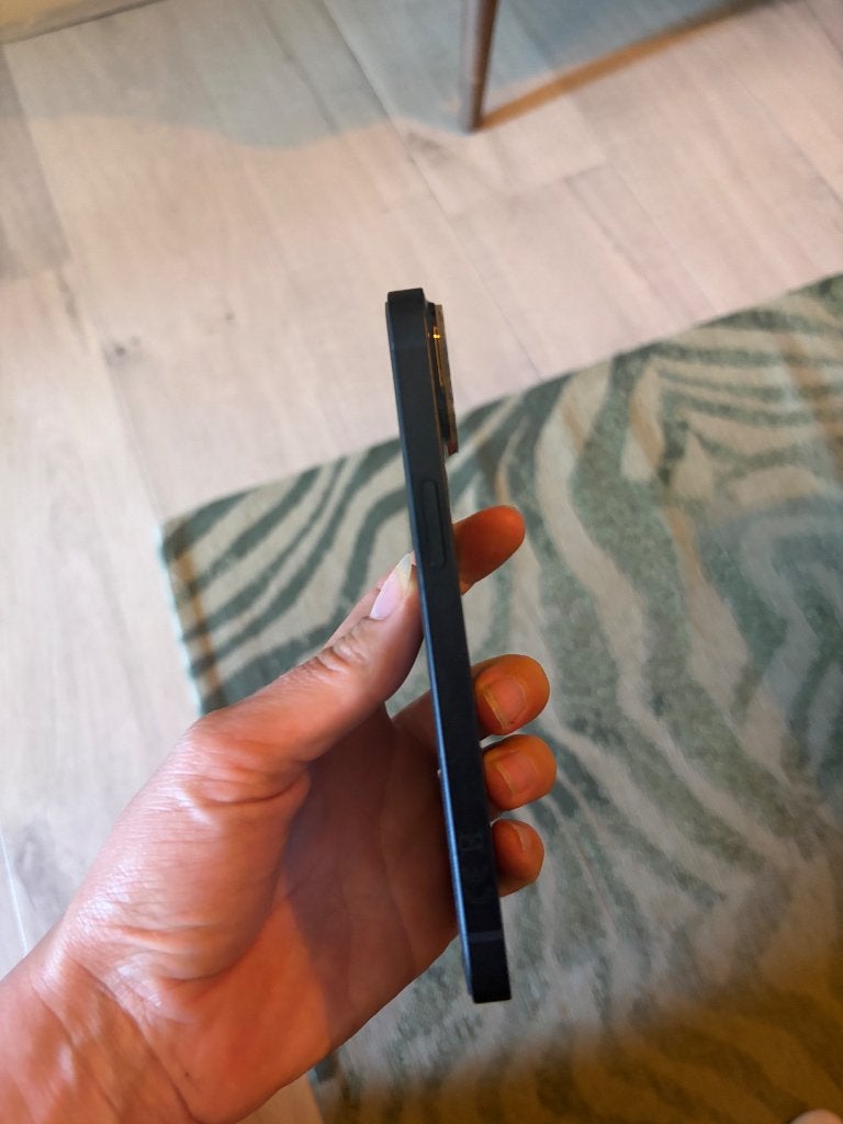 Foto 4 van iPhone 14 128GB – Zeer nette staat – 86% batterij