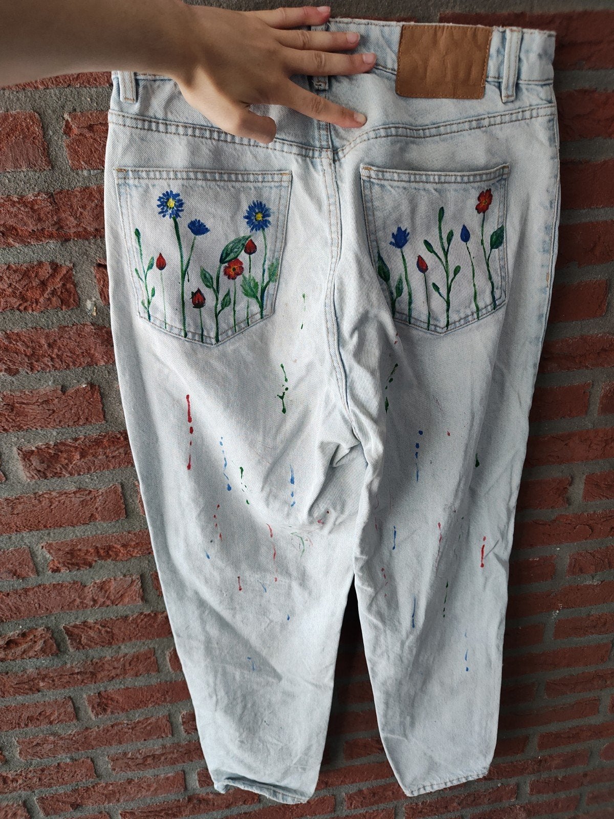 Unieke Zara jeans met handgeschilderde bloemen en spetters, Blauw, Zara, Lang, Gedragen