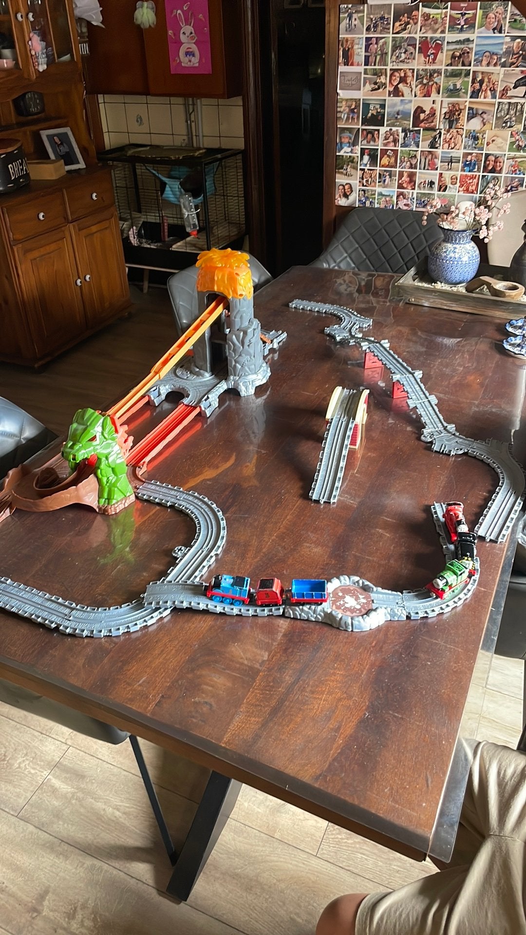 Thomas de trein track met vulkaan uitbarsting, Ophalen, Gebruikt