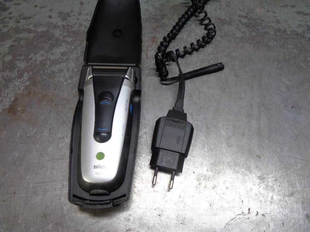 Braun 5612 Flex scheerapparaat Oplaadbaar !, Ophalen of Verzenden, Zo goed als nieuw, Scheren en Epileren