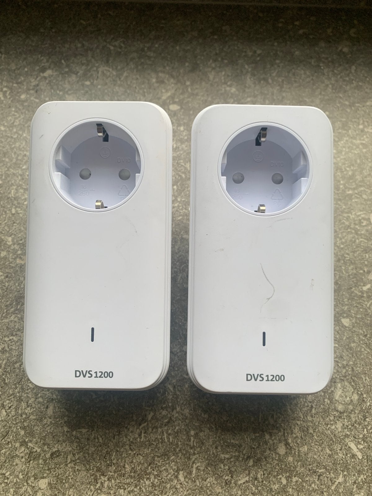 DVS 1200 Powerline Adapters (2 stuks), Ophalen of Verzenden, Gebruikt