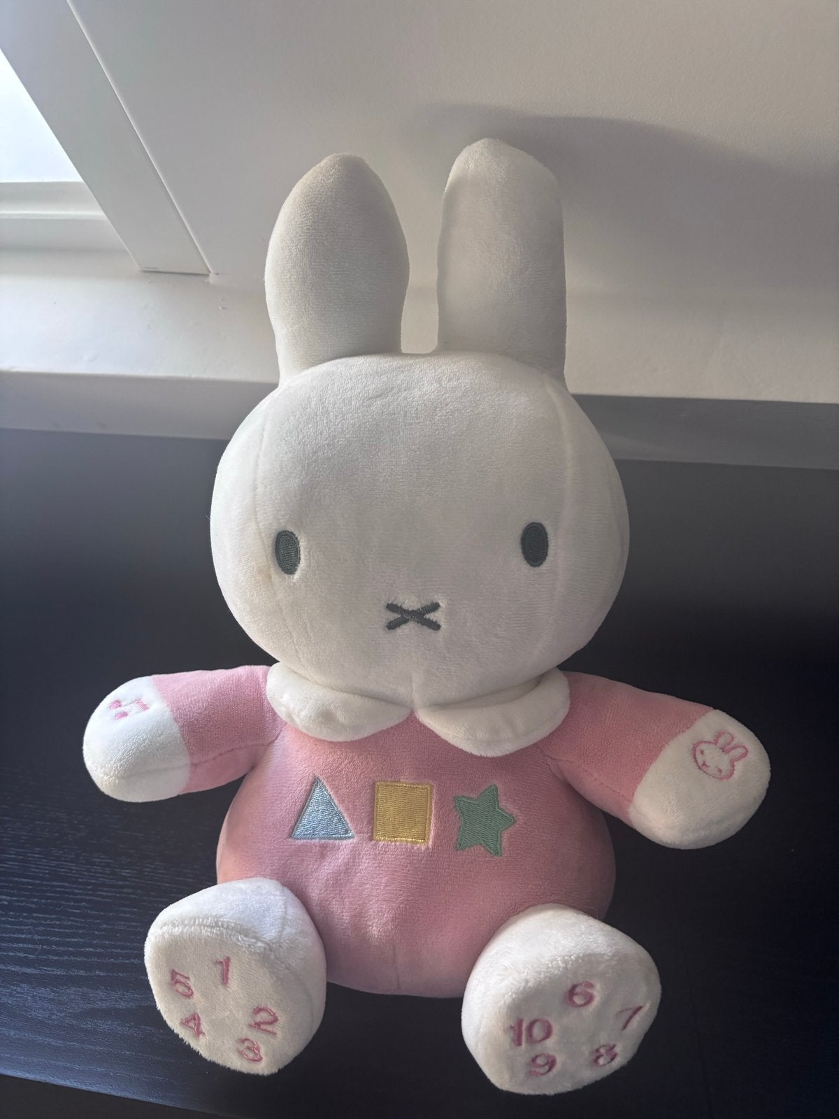 Nijntje knuffel met muziek en vormen, Ophalen, Zo goed als nieuw, Overige typen, Met geluid