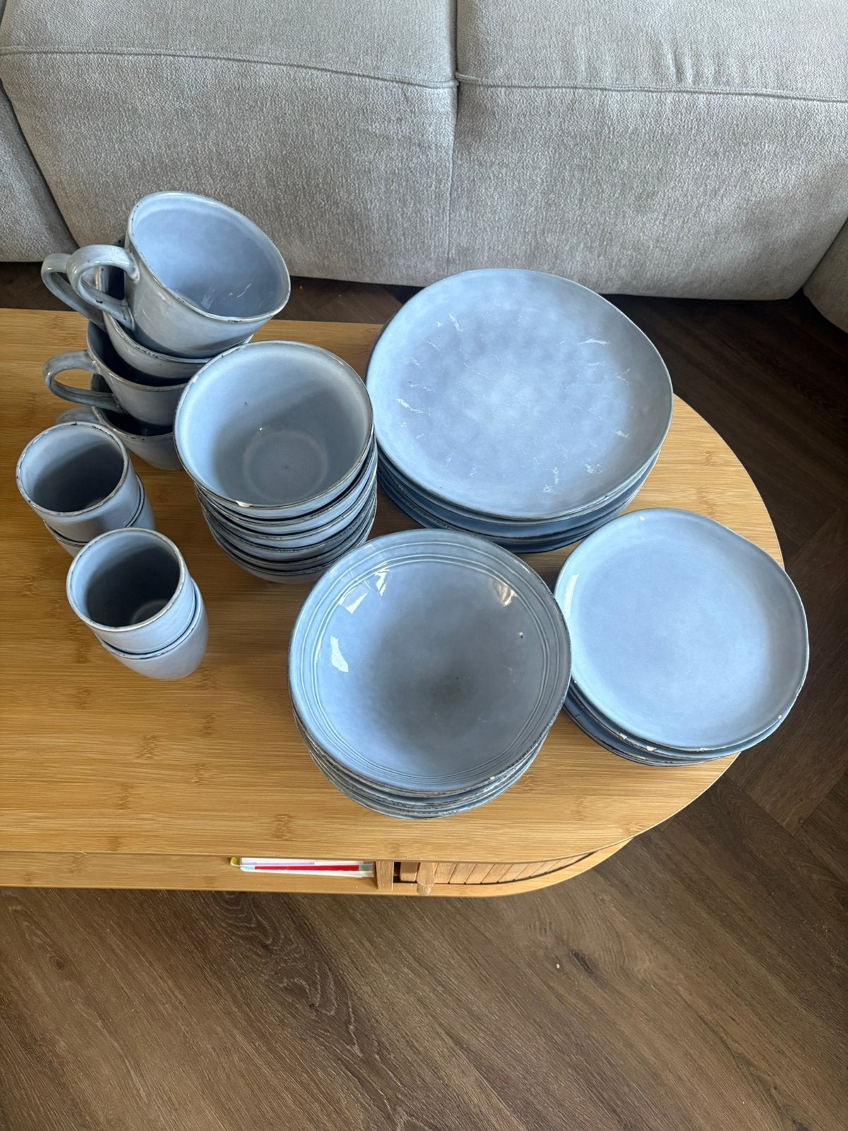 Servies - licht blauw - Blokker/Xenos, Ophalen, Overige stijlen, Compleet servies