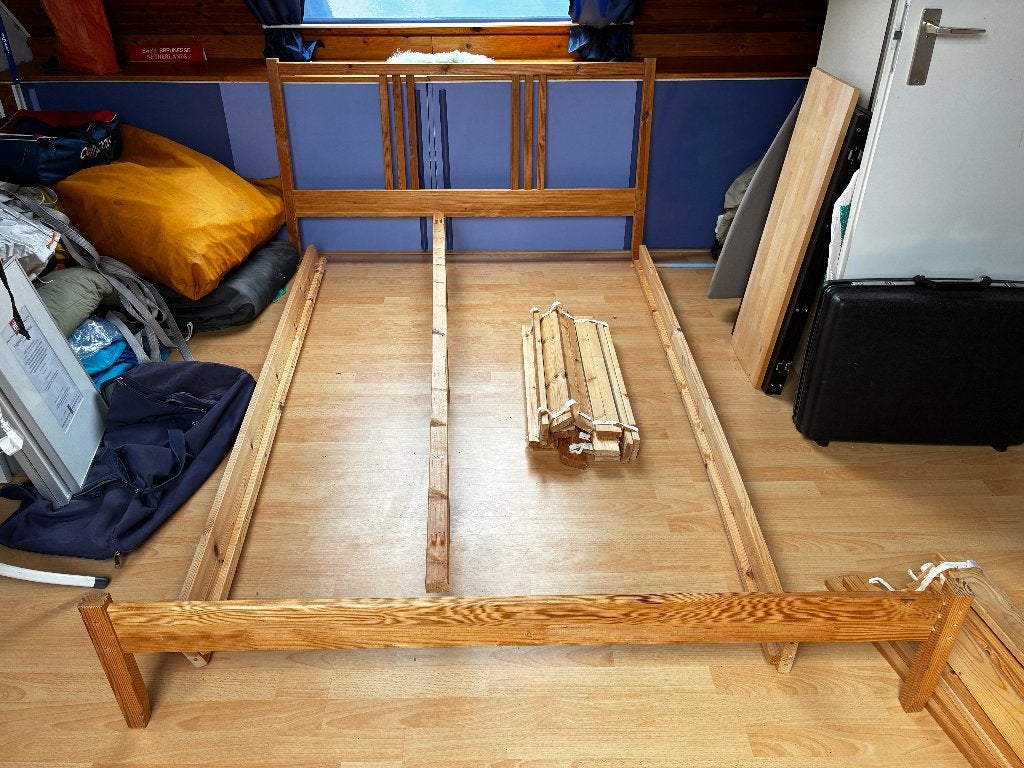 Bed 140x200, Ophalen, Gebruikt, Beige, Tweepersoons