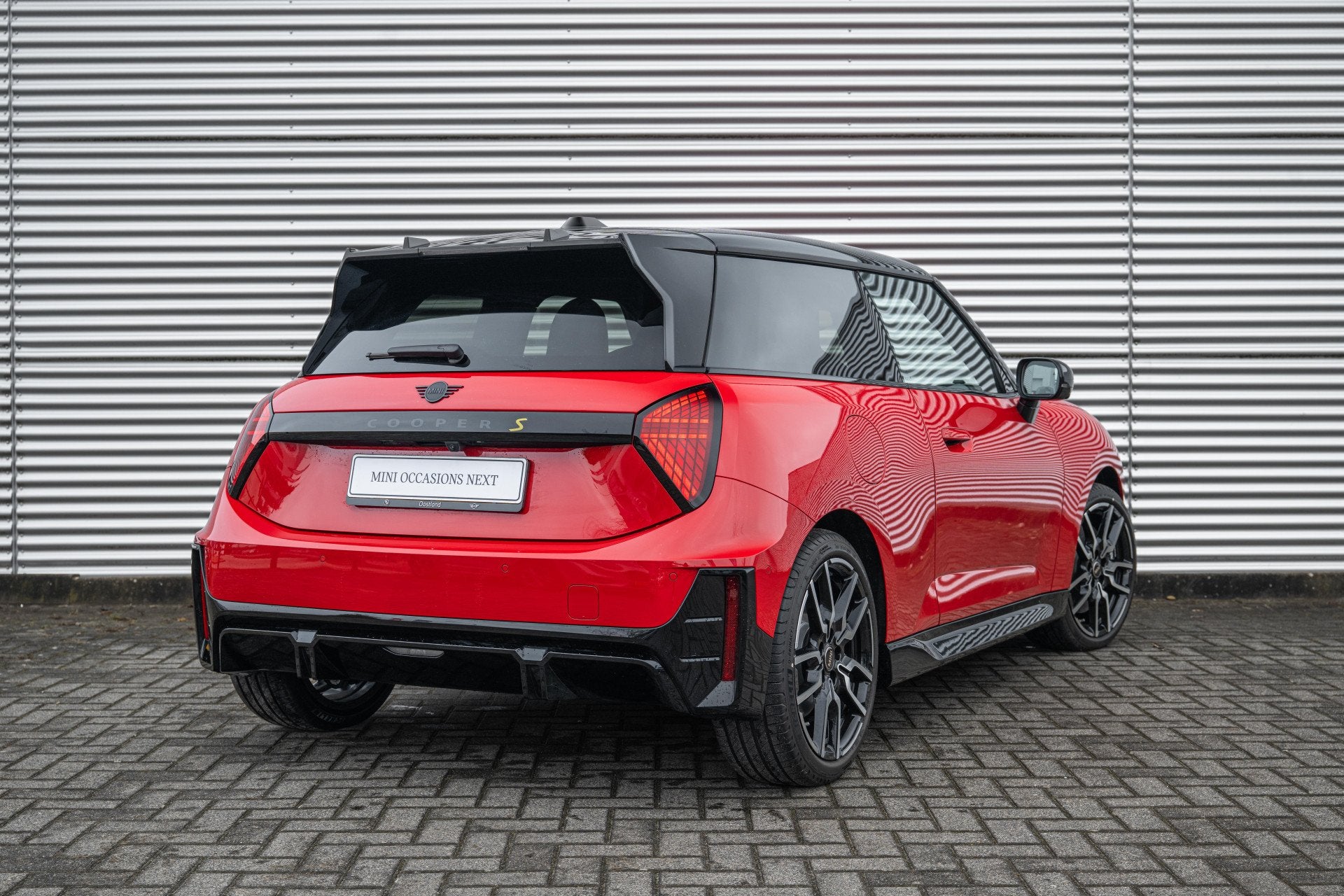 MINI Hatchback Cooper SE / John Cooper Works / Pakket L / 18, Auto's, Zwart, Met garantie (alle), 4 stoelen, Leder en Stof